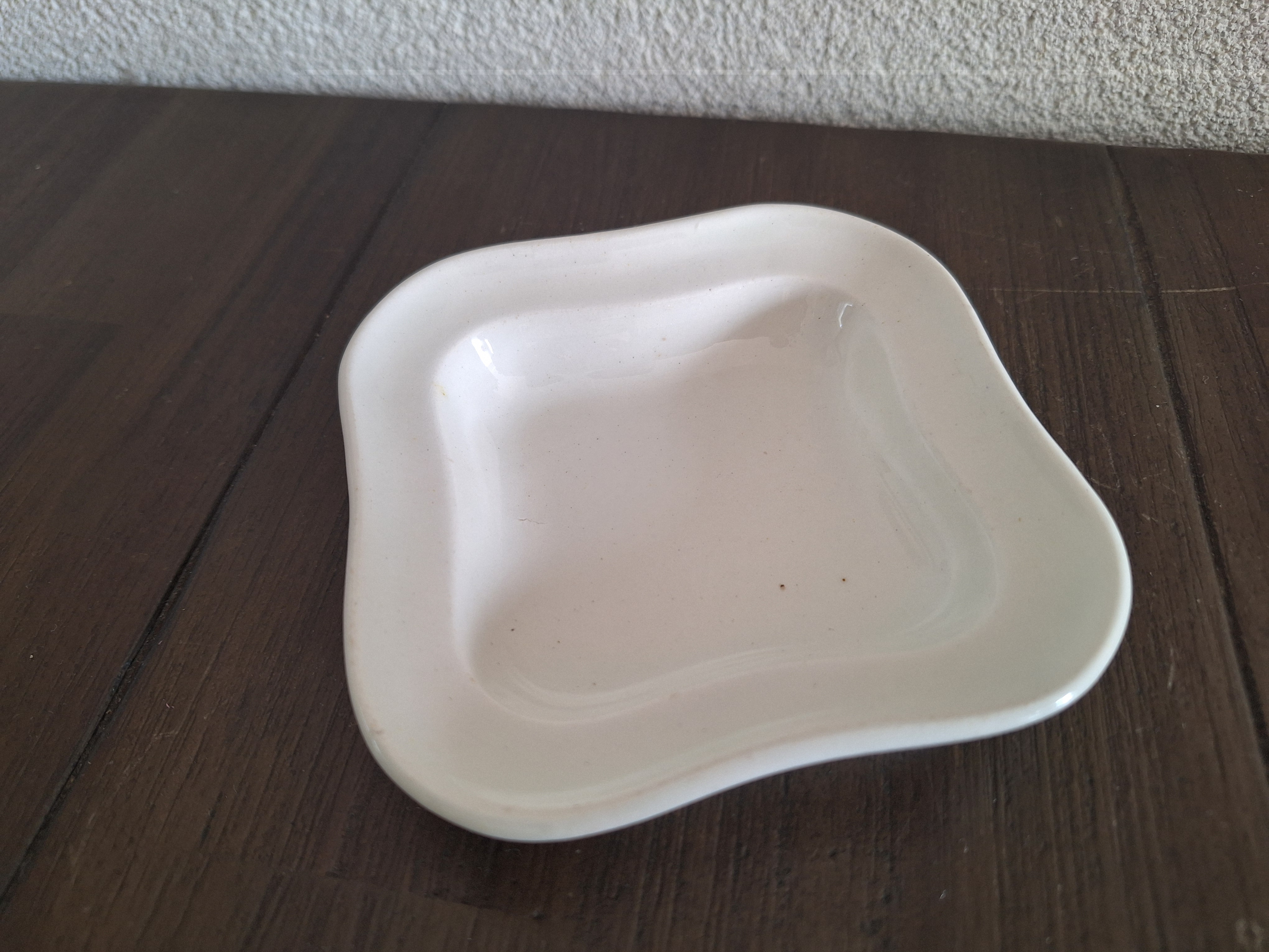 Wedgwood kinderservies - Platte vierkante groenteschaal zonder deksel