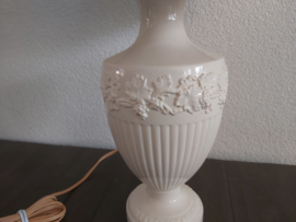 Tafelaankleding - Wedgwood Embossed lamp