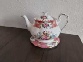 Lady Carlyle - Onderzetter voor koffie- of theepot ca 15 cm