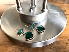 oorbellen lang goud emerald green glas facet