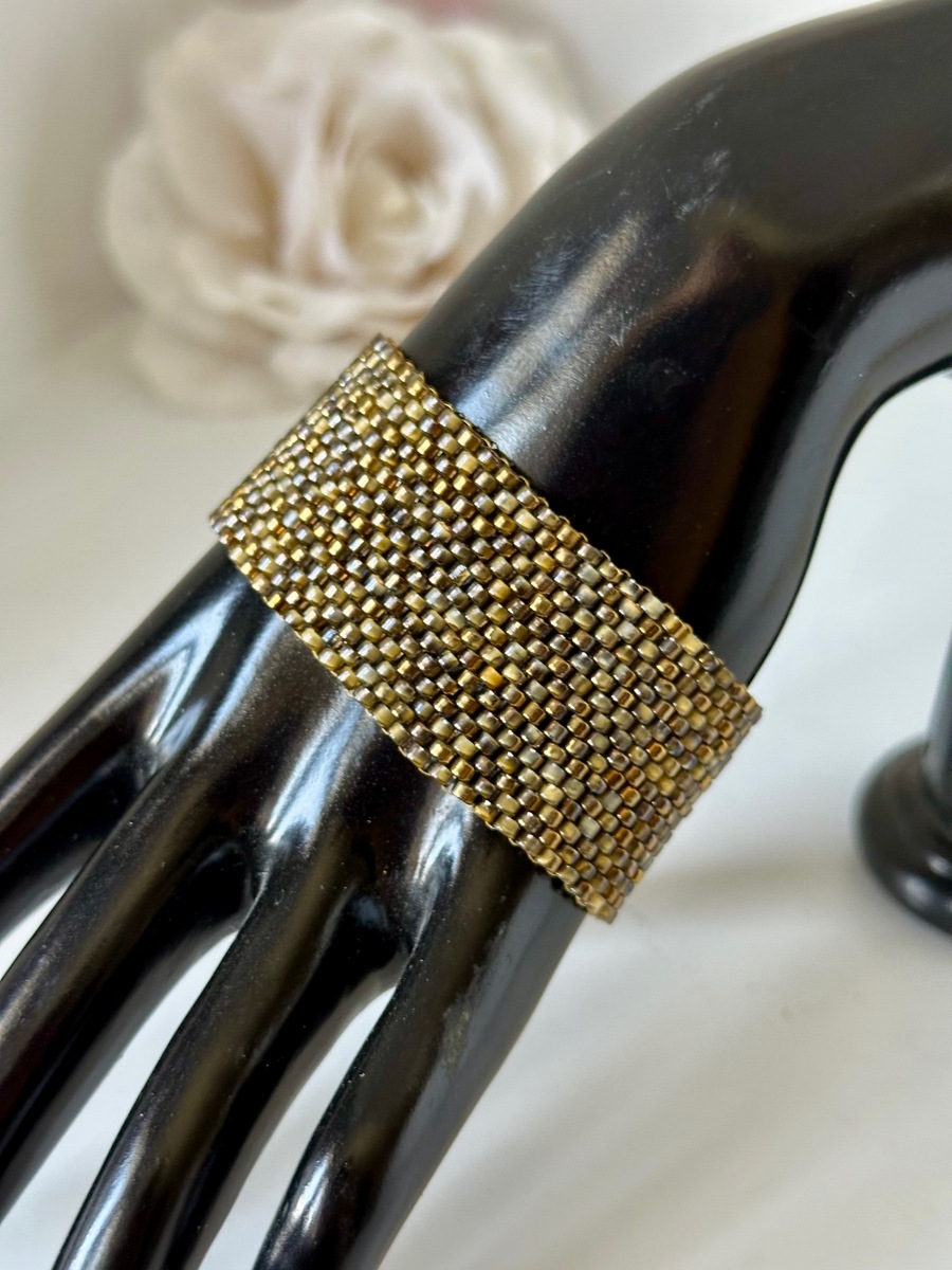 ARmband bead embroidery breed in bruin goud grijs tinten