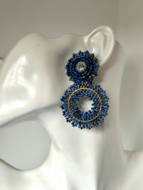 Oorbellen bead embroidery mandala blauw
