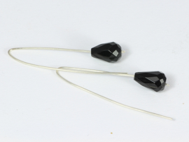 oorbellen lange zilveren oorhaken met onyx druppels facet