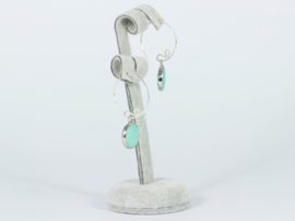oorbellen zilver met lichtblauwe jade