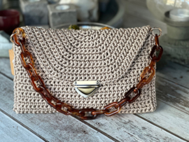 Tas clutch handmade in beige