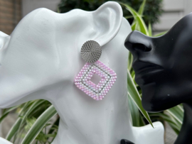 oorbellen bead embroidery zilver roze
