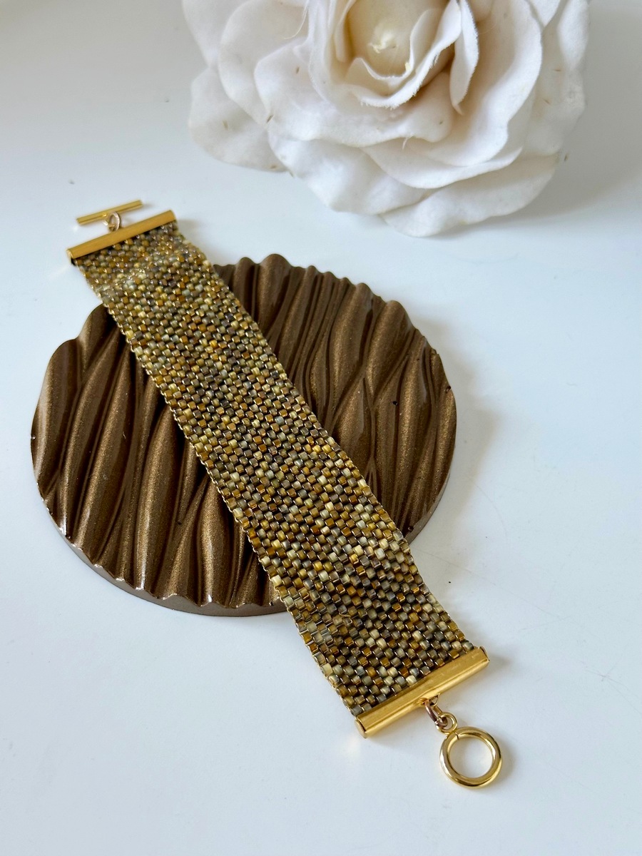 ARmband bead embroidery breed in bruin goud grijs tinten