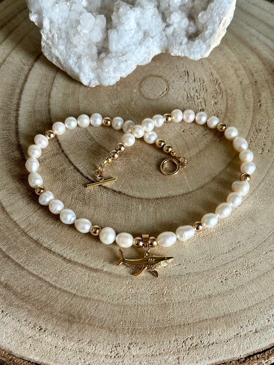 collier/ketting "Sharky" met zoetwaterparels wit