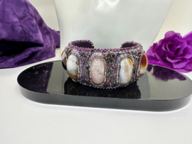 armband cuff paars beaded met vuuragaat