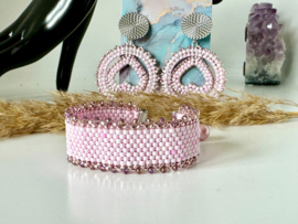 Armband bead embroidery delica's roze parelmoer