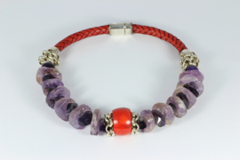 collier kort zilver met rood leer en ametrien