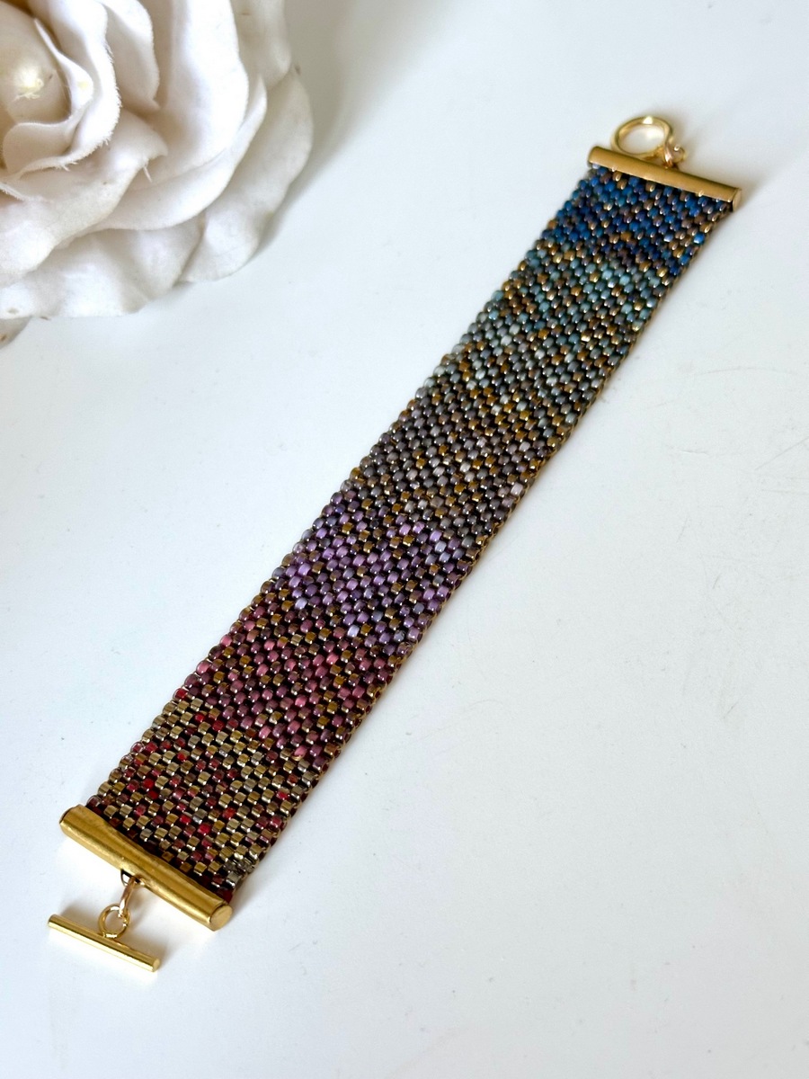 Armband bead embroidery multi colour breed