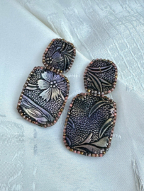 oorbellen bead embroidery parelmoer en abalone shell