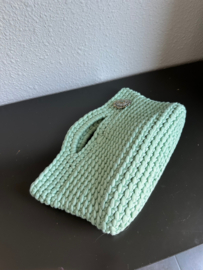 Tas clutch met aventurijn broche