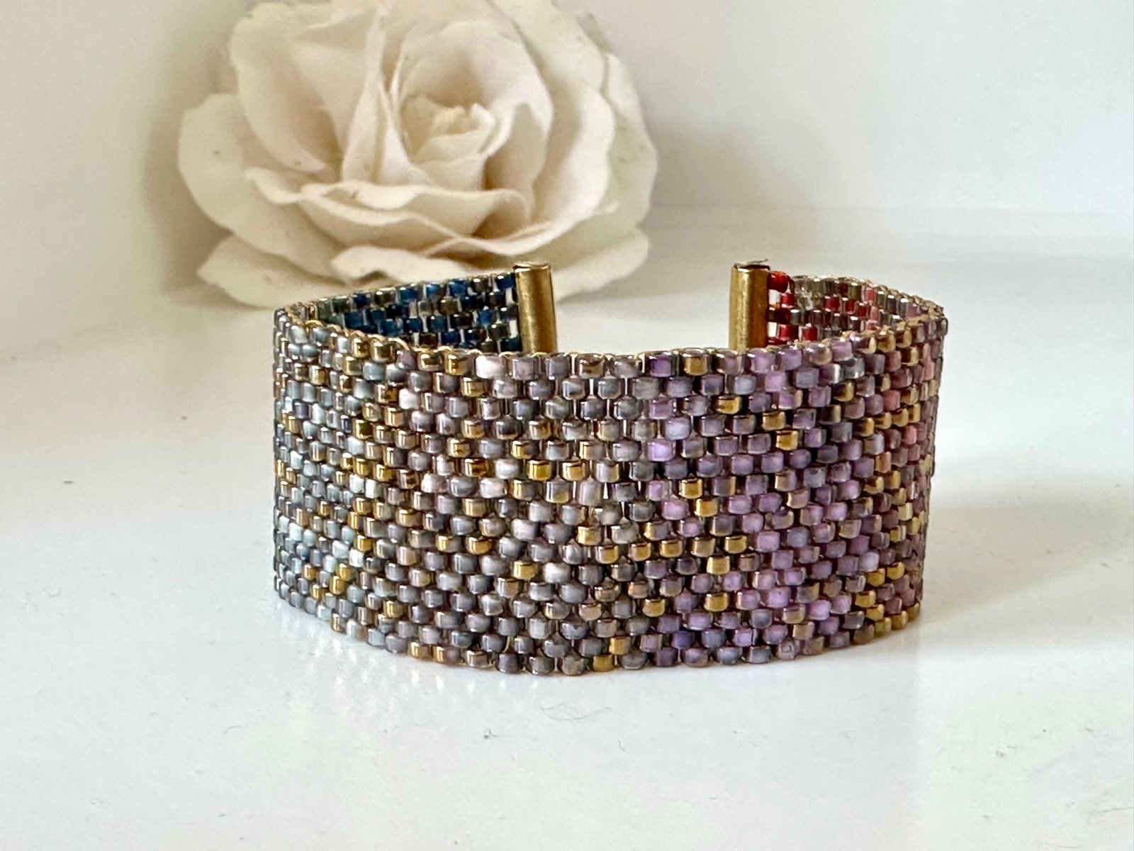 Armband bead embroidery multi colour breed