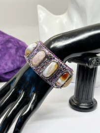 armband cuff paars beaded met vuuragaat