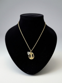 Collier met ohm hanger