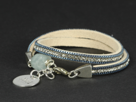 armband suède met kristallen licht blauw