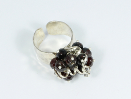ring zilver  met granaat
