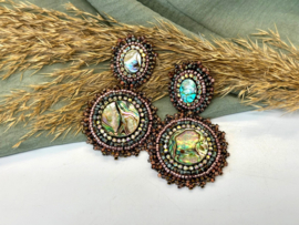 oorbellen bead embroidery abalone shell