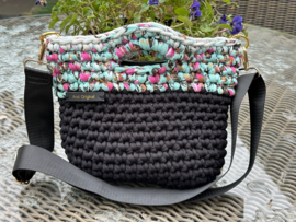 Tas buidel handmade zwart multi colour