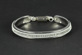 armband suède met kristallen in zilver