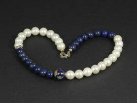 Collier kort zilver met lapis lazuli en parels