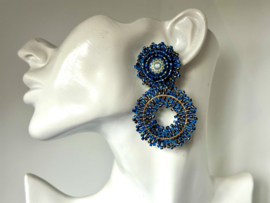 Oorbellen bead embroidery mandala blauw