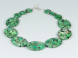 collier met howliet ovaal groen