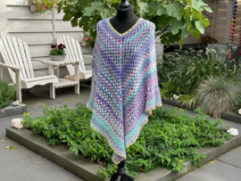 Poncho in pastel tinten XL