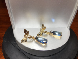oorbellen goud vlinder kristalfacet blauw