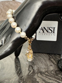 armband zoetwaterparels wit met bedels