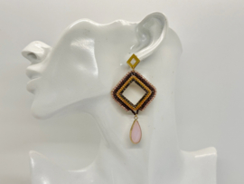 oorbellen bead embroidery roze goud en bruin