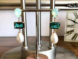 oorbellen lang goud met swarovsku en parel