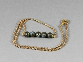 collier goud met pyriet in lapis lazuli