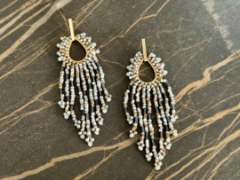 oorbellen bead embroidery fringies grijs