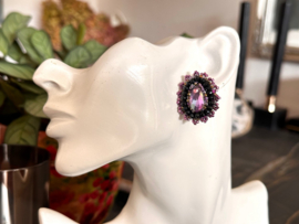 Oorbellen beaded oorknoppen zwart paars