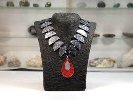 sieraden set collier en oorbellen grijs en rood