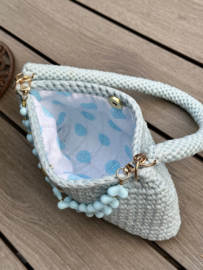 Tas handmade van Ansi Original in lichtblauw