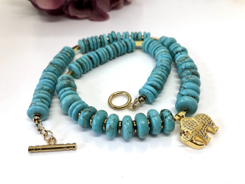 collier turquoise howliet