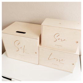 HOUTEN MEMORYBOX GEGRAVEERD | "SIERLIJK"