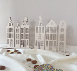 HOUTEN HUISJES SINTERKLAAS DECORATIE