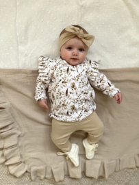 Swaddle met ruffle rand | Zand