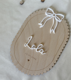 HOUTEN GEBOORTEBORDJE MET STRIK