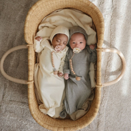 RIBBED BABY BONNET | GRAY