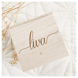 HOUTEN SPAARPOT GEGRAVEERD | "LIVA"