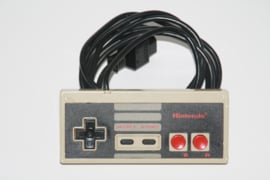 Original NES Controller (Discolored)