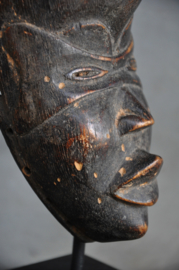 Aged passport mask of the DAN tribe, Liberia, approx. 1950