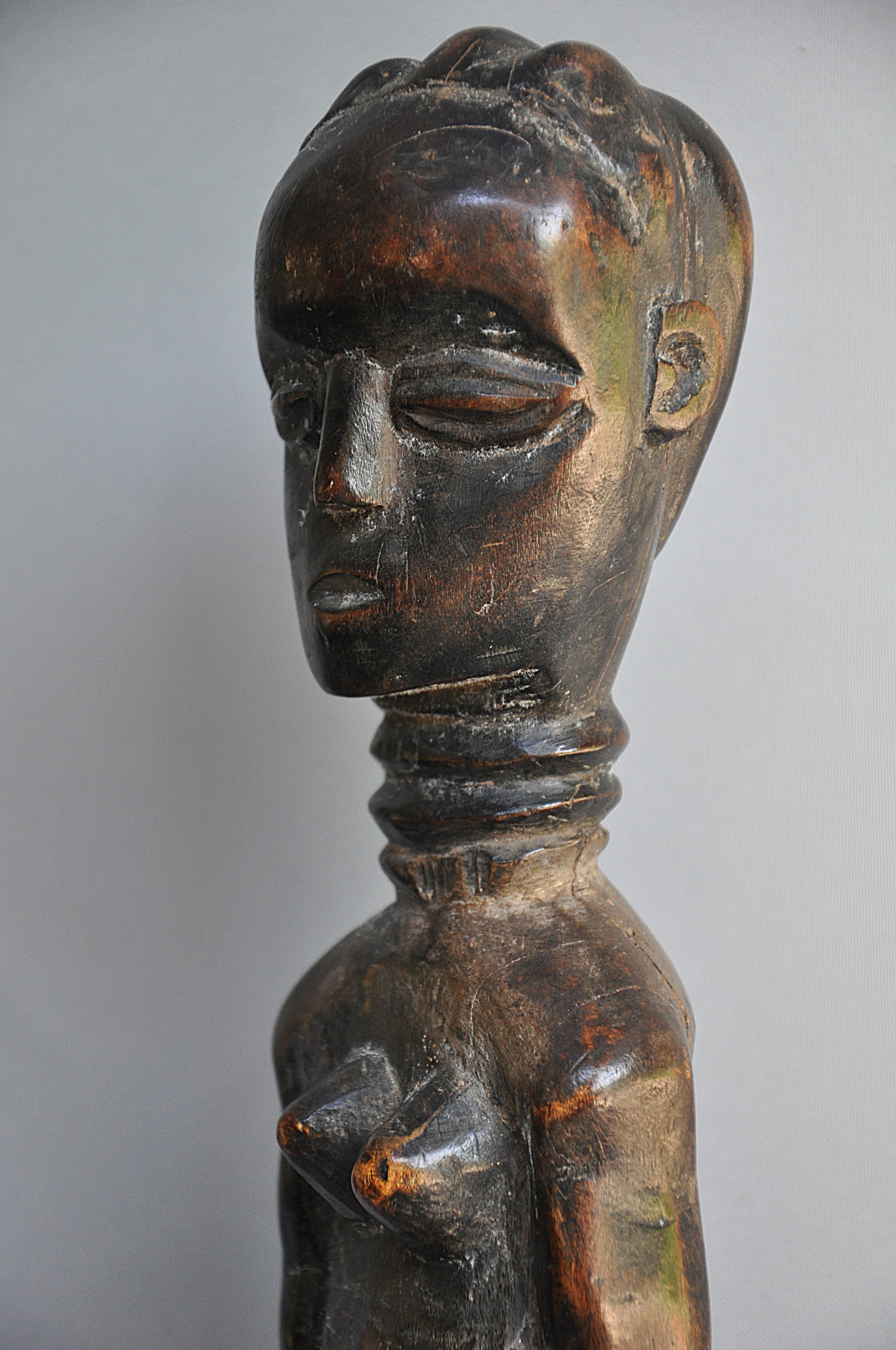 Oud vrouwelijk beeld, AKAN/FANTE, Ghana, 1920-1940