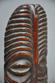 Grote benen talisman, Luba, DR Congo,  ca 1970